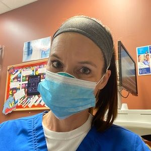 Meet your Posher, Rachel